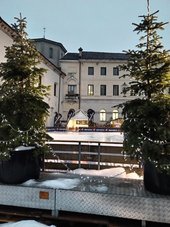 Il Vicolo_Carinissimo Appartamento In Centro Storico, Zona Giorno Mansardata Belluno Zewnętrze zdjęcie